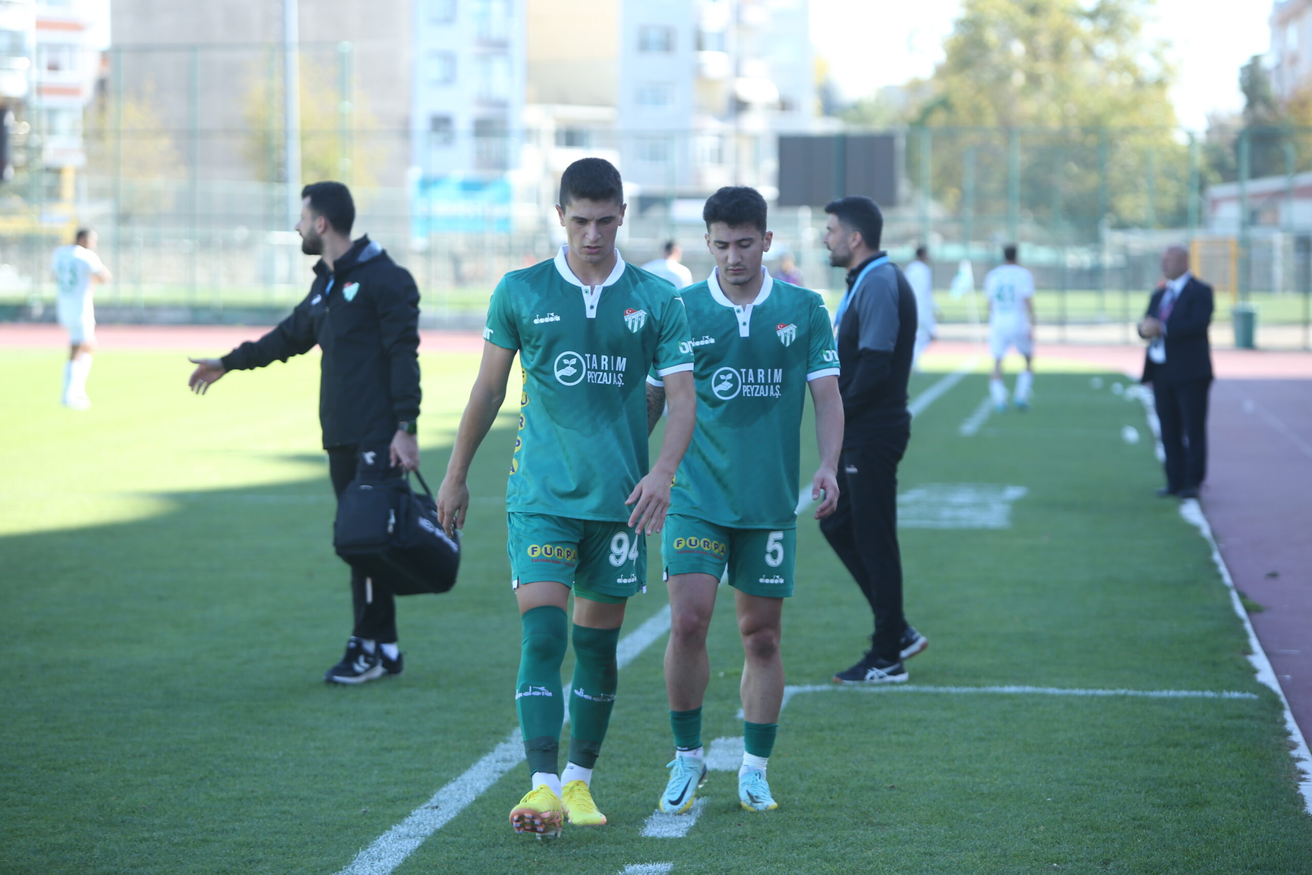 Bursaspor A Bir Darbe De K Rklareli Nden Timsah A R Yaral Olay