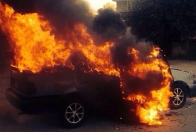 Bursa`da otomobil alev alev yandı