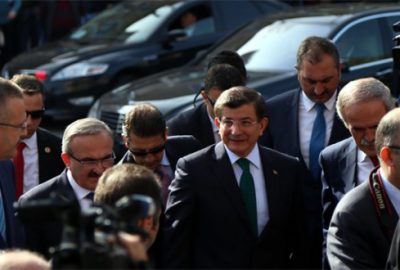 Davutoğlu Ulu Cami`de cuma namazı kıldı