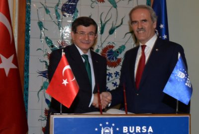 Davutoğlu`ndan Bursa`ya övgü