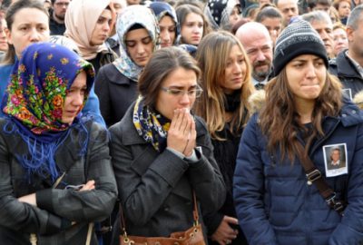 Prof. Cevizci`ye gözyaşlarıyla veda