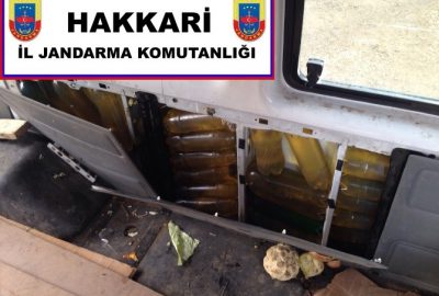 Jandarma 2 ton akaryakıt ele geçirdi