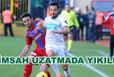 Timsah uzatmada yıkıldı