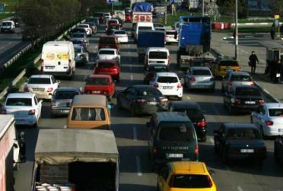 İzmir Yolu’ndaki çalışma trafik işkencesine dönüştü