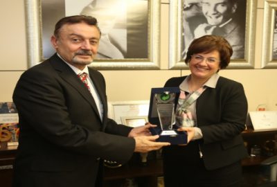 Nilüfer Belediyesi’ne geri dönüşüm ödülü