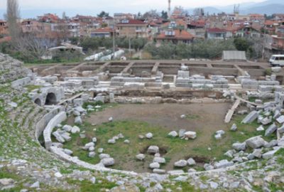 Roma Tiyatrosu için 4 üniversite devrede