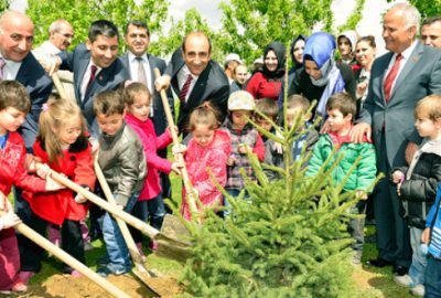 Yıldırım’da 2014 yılında 4 bin fidan dikildi