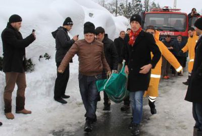 Rize’de yangın: Anne baba öldü