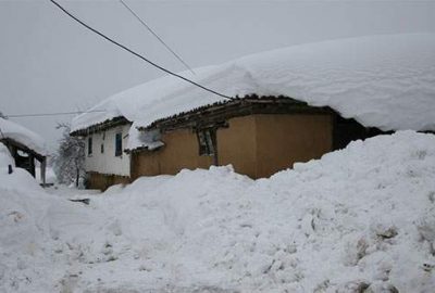 Kar çilesi: 10 gündür evlerinde mahsur kaldılar