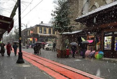 Bursa’da kar yağışı başladı