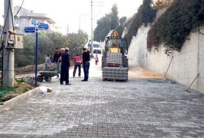 Mudanya’nın yeni sokaklarına parke taşı