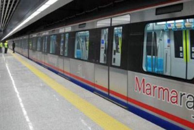 Marmaray 15 dakika durdu