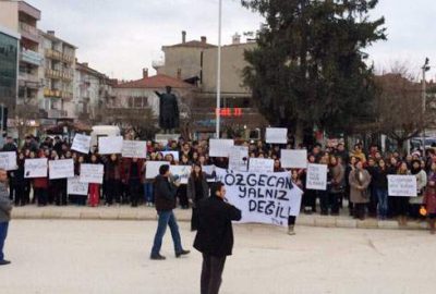 Özgecan cinayeti Yenişehir’de protesto edildi