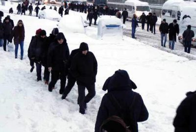 Vatandaş işe yürüyerek gitti