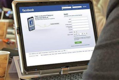 Facebook, fotoğraflara ‘çıkartma’ özelliği ekledi