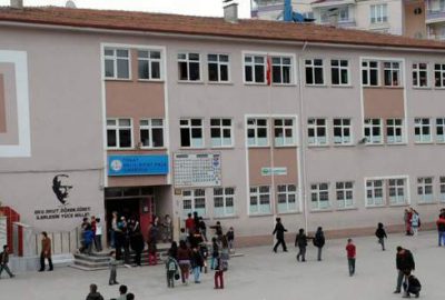 Kadın din öğretmeni: ‘Size tecavüz mübah’