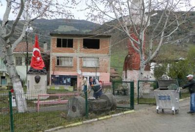 Şehitliklere bakım