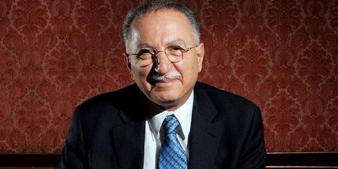 Ekmeleddin İhsanoğlu’na 2015 Barış Ödülü