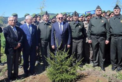 Mehmetçikler terhis olmak için fidan dikecek