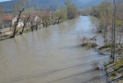 Kocasu Çayı taştı