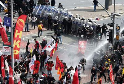 Beşiktaş’tan Taksim’e yürümek isteyen gruba müdahale