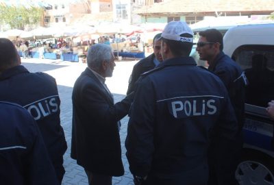 Kıbrıs Gazisini Dolandırılmaktan Polis Anonsu Kurtardı