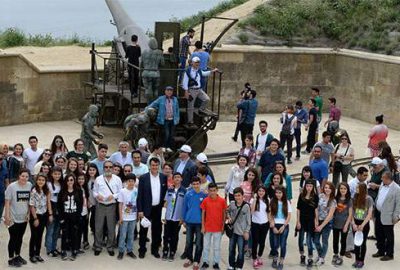 Başkan Dündar öğrencilerle Çanakkale’yi gezdi