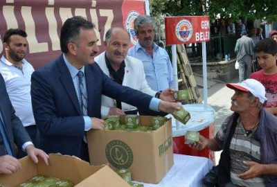 Gemlik Belediyesi’nden kandil simidi