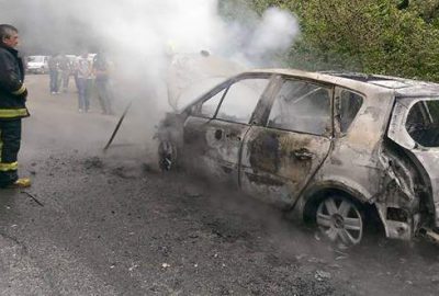 Bursa’da araç alev topuna döndü!