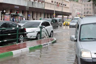 Bursalılar yağmura hazırlıksız yakalandı