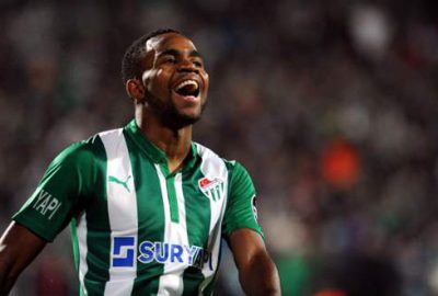 Bakambu Bursaspor’da mutlu