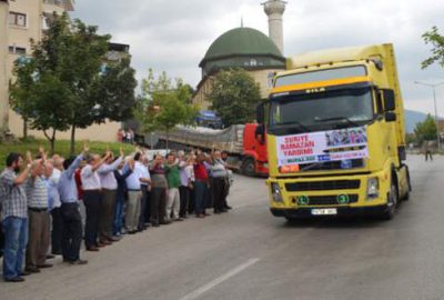 Bursa’dan Suriye’ye 7 TIR yardım