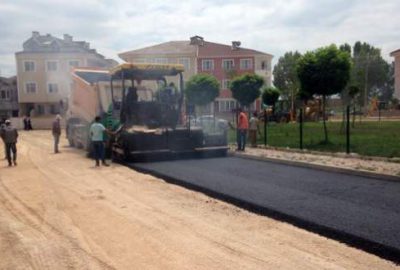 İnegöl’de asfaltlama çalışmaları devam ediyor