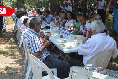 Mermer ocaklarının kapatılmasını şenlikle kutladılar