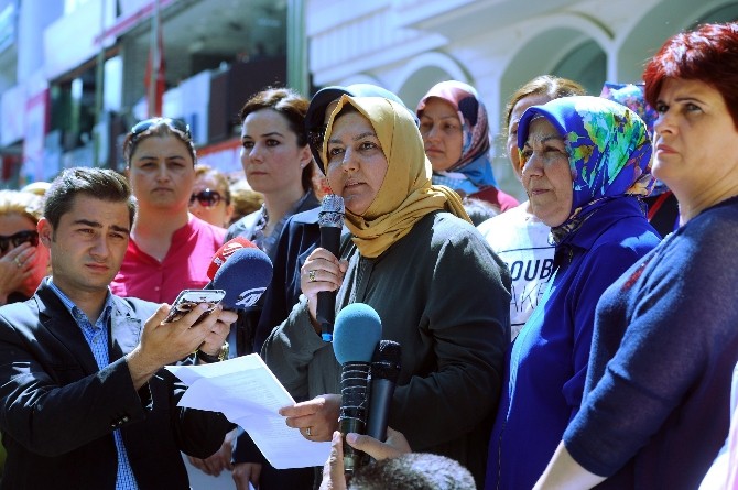 Kadınlardan Ankara Bulvarı’nın Kapatılmasına Tepki