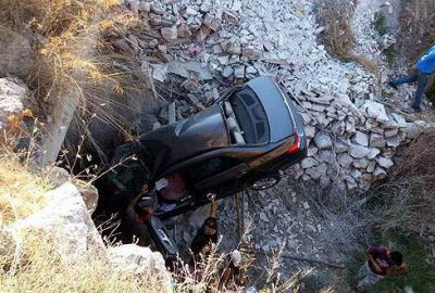 Yazlıklarına 10 kilometre kala kaza yaptılar