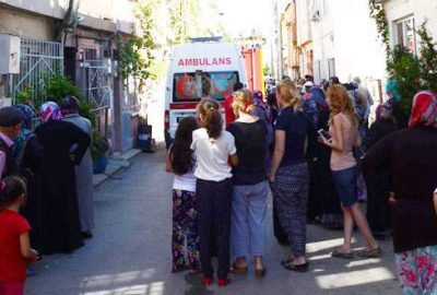 Bomba gibi patlayan tüp çatı katını yaktı