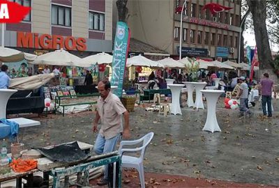 Festivale fırtına engeli