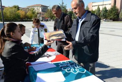 Bursa’da 60 bin Atatürk posteri dağıtılacak