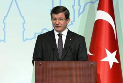 Davutoğlu: ‘Üniversitedeyken bir grubun saldırısına uğradım’