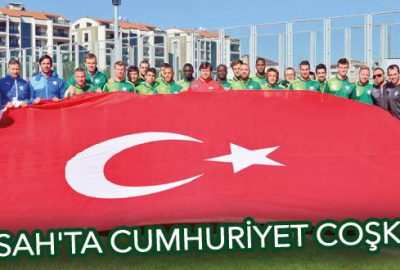 Timsah’ta Cumhuriyet coşkusu