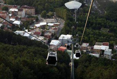 Teleferik seferlerine fırtına engeli