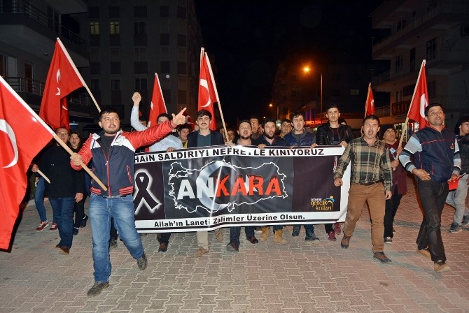 Demre’de Teröre Lanet Yürüyüşü Düzenlendi