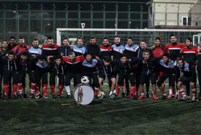 Dört dörtlük değil dokuz sekizlik futbol takımı