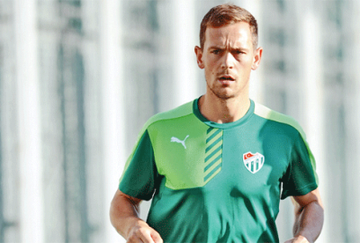 Bursaspor’un yıldızına terör engeli