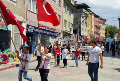 Engelliler için yürüdüler