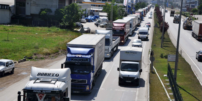 Bursa’da 500 TIR ve kamyon ile eylem yaptılar