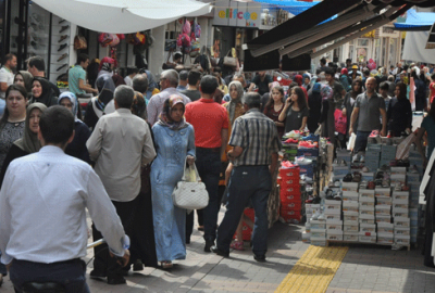 İnegöl’de terminal ve çarşıda bayram yoğunluğu