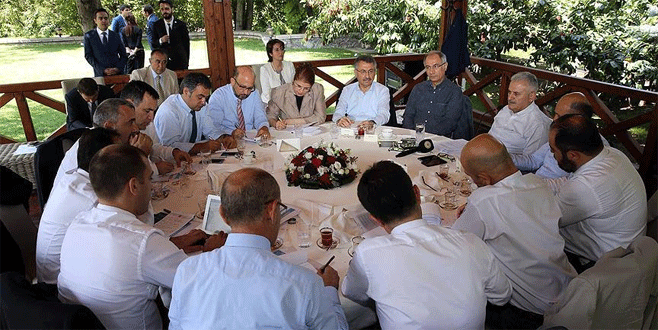 Genelkurmay Başkanı generaller arasından seçilecek