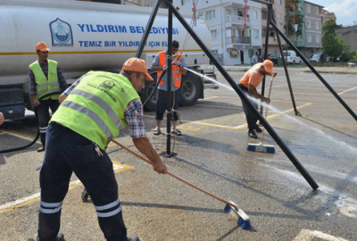 Kurban kesim alanları temizlendi